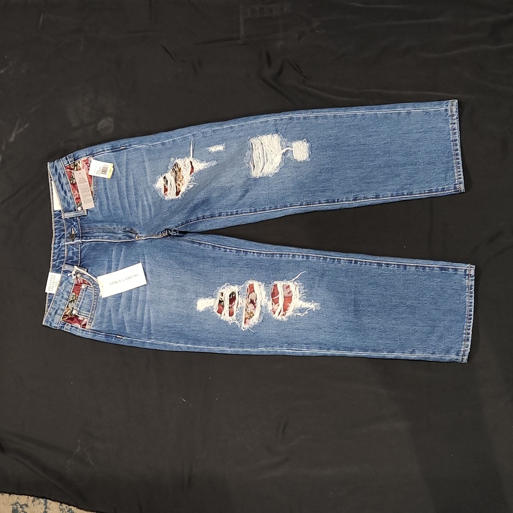 NWT Vince Camuto size 27 4 cropped Jeans with tapestry detail